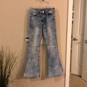 Acid washed bell bottoms! High waisted